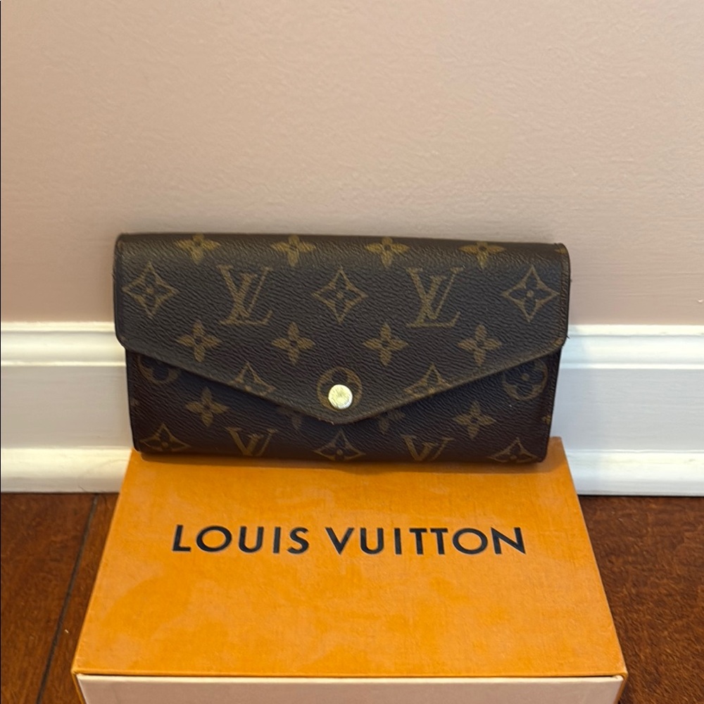 Louis Vuitton Dark Brown Monogram Wallet, authentic.